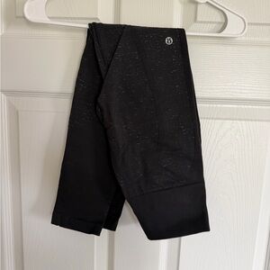 Seamless compression leggings